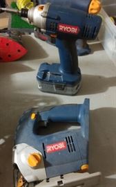 RYOBI DRILL - SANDER