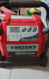 HUSKY SMART BATTERY CHARGER