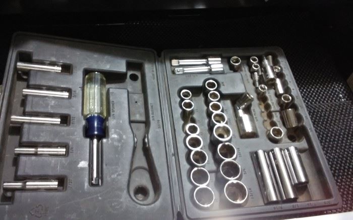 SOCKET SET