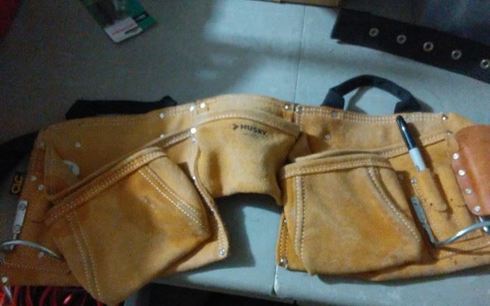 LEATHER TOOL BELT