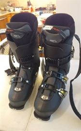 NEW SALOMON SKI BOOTS / ORIGINAL PRICE $600
