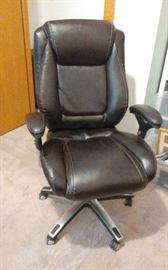 LEATHER OFFICE CHAIR
