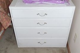 WHITE 4- DRAWER CHEST