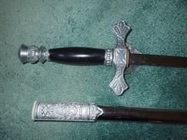 MASON SWORD & HAT