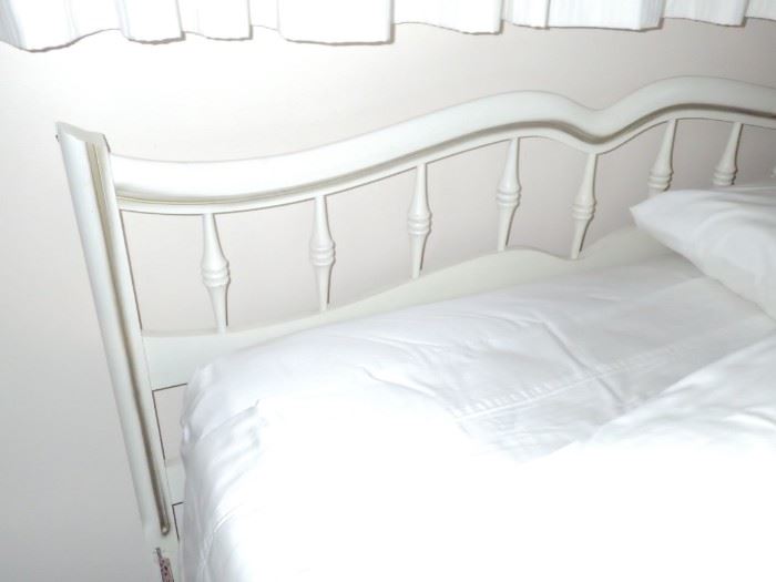ANTIQUE WHITE BED 