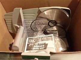 7 1/2" MEAT SLICER NEW IN BOX