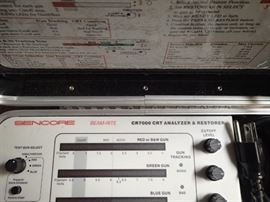 SENCORE BEAM-RITE CR7000 CRT ANALYZER & RESTORER 