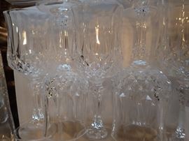 CRYSTAL WINE GLASSES
