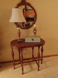 OVAL LAMP TABLE - LAMP - ROUND MIRROR