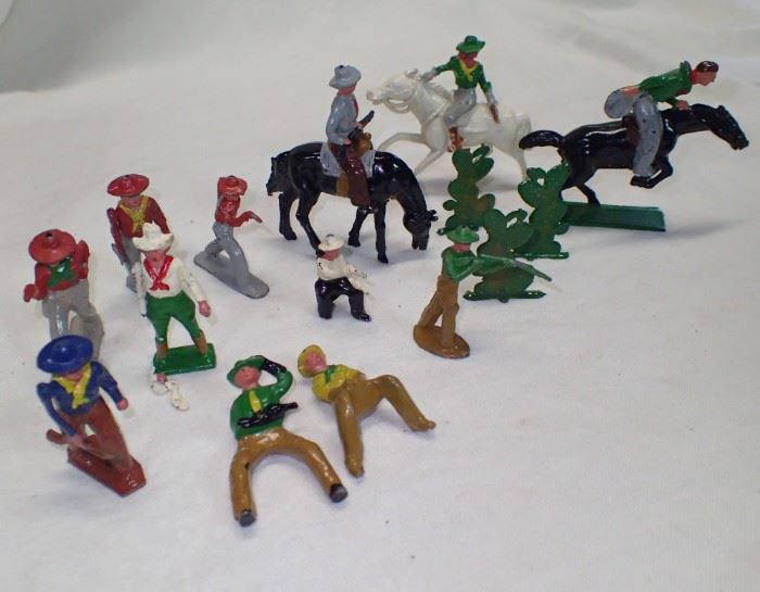 METAL TOY COWBOYS AND COWGIRLS