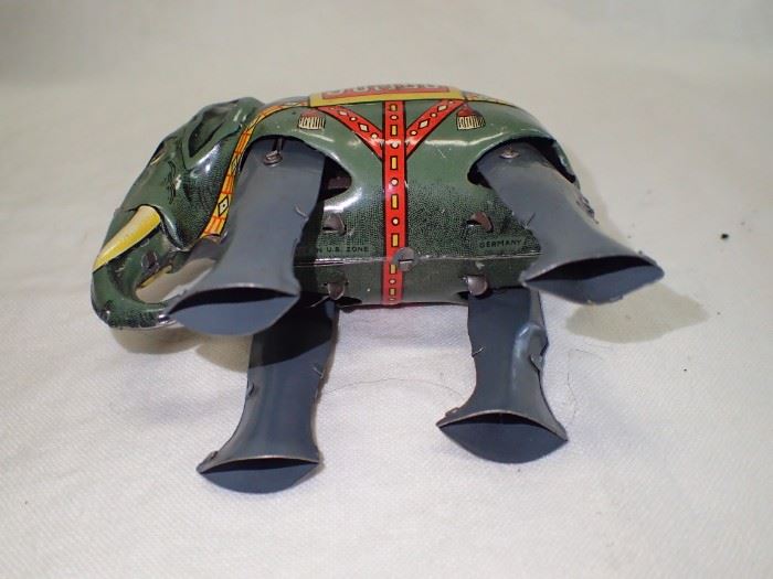 VINTAGE EARLY JUMBO ELEPHANT GERMAN WIND UP TIN TOY D.R.G.M