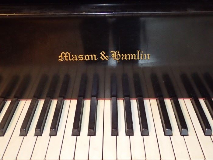 MASON & HAMLIN GRAND PIANO