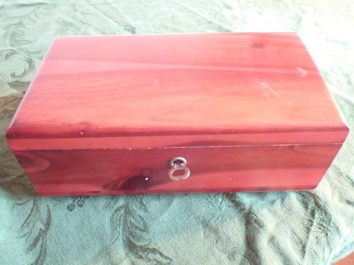 CEDAR ADVERTISING CHEST