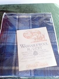 WASHABLE WOOL BLANKET NEW IN BAG