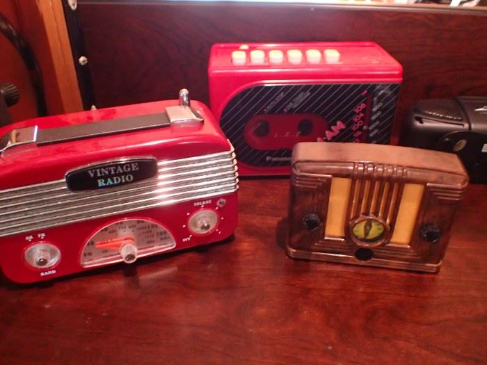 ASSORTED RADIOS