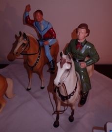 ROY ROGERS / HIS HORSE / DALE EVENS / HER HORSE