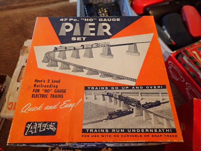 PIER SET HO GAUGE