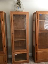  Single locking cabinet with key 