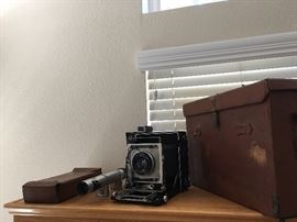 Graphlex camera w/ case