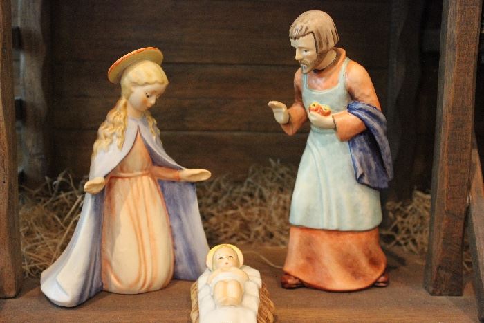Hummel Nativity