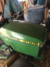 John Deere gt275