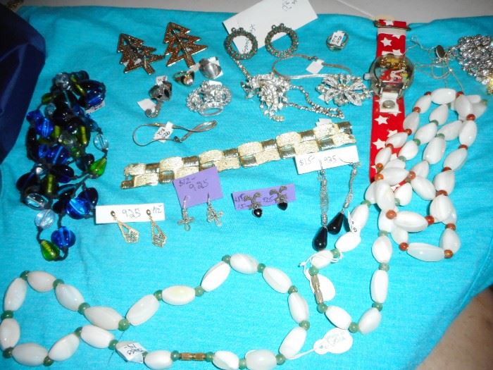 Costume Jewlery, Sterling, Glass Beads, Earrings