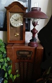 Wind up clock Antique clock