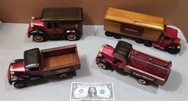 Very nice all wood delivery trucks.....Very nice