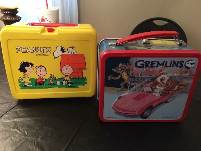 Peanuts, Gremlins lunch boxes