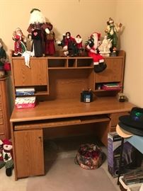 #47 Laminate desk w/hutch 60x29x54 - you move $50
