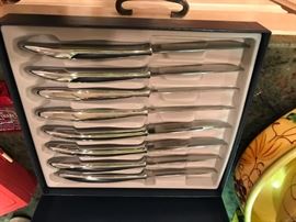 #52 set of 8 400 Series Saladmaster Knives $50.00
