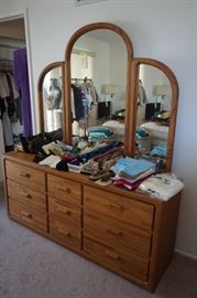 Evening bags and clutches