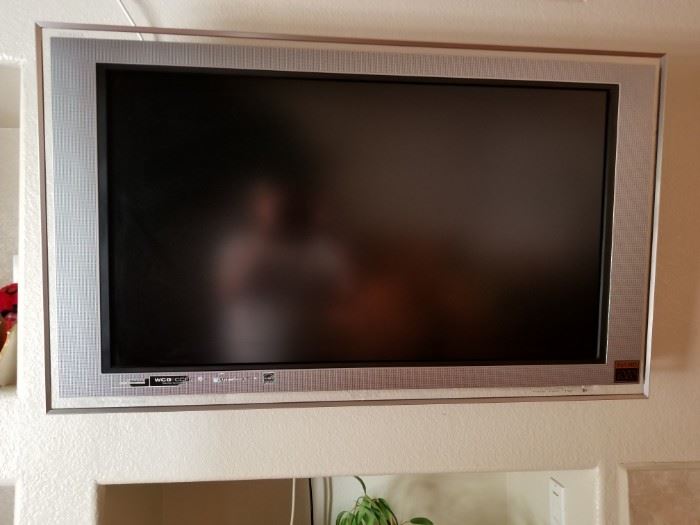 Flat screen tv and wall mount and table mount