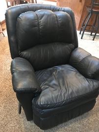 LEATHER RECLINER