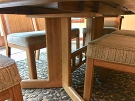 DINING TABLE W/6 CHAIRS.