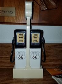 Route 66 Salt and Pepper