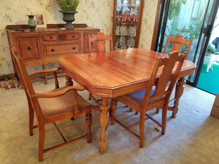 Antique J. C. Dexter 1905 Table and 6 Chairs/Leafs
