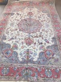 Large brand new rug with tags