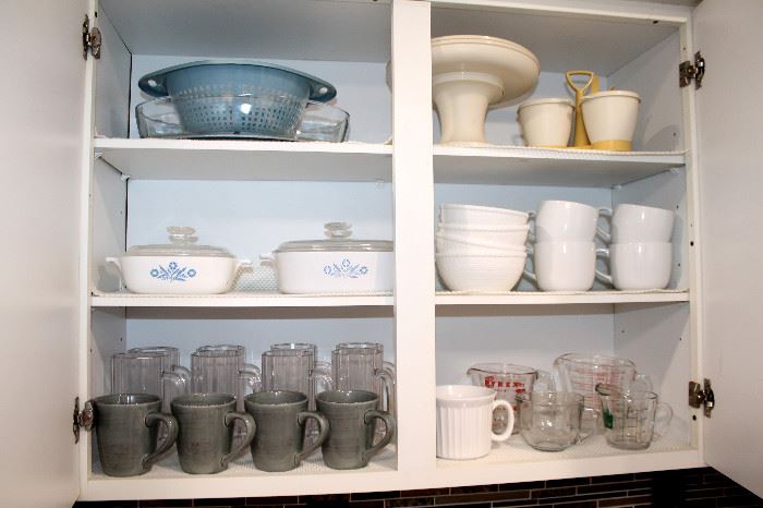 Corningware, Tupperware, glasses