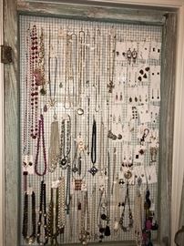 are you seeing a theme yet???