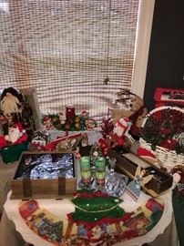 Thomas Paconni Ornaments