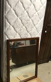 Like New Twin Mattress Set and Mirror