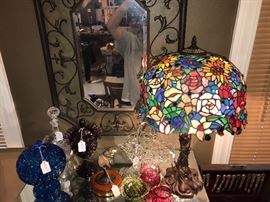 Pictures do not do justice by this lamp, It is absolutely gorgeous in person