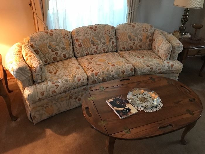 Vintage Retro Sofa~ Coffee Table