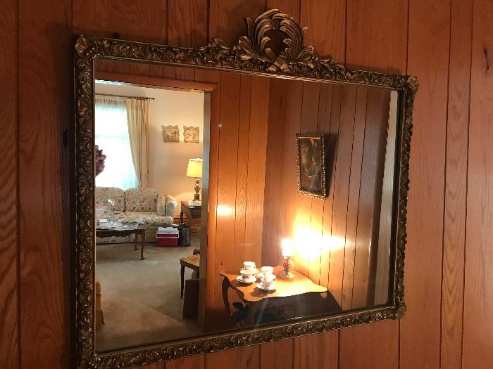 Antique Wall Mirror! Beautiful!
