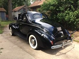 1939 Ford DeLuxe Coupe