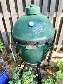Big Green Egg ceramic grill - one available