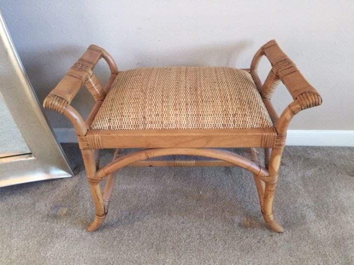 Woven dressing table stool