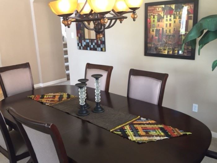 dining table with 6 chairs - vg condition