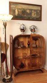 Deco cabinet of glassware, chromed Deco samovar & covered punch server